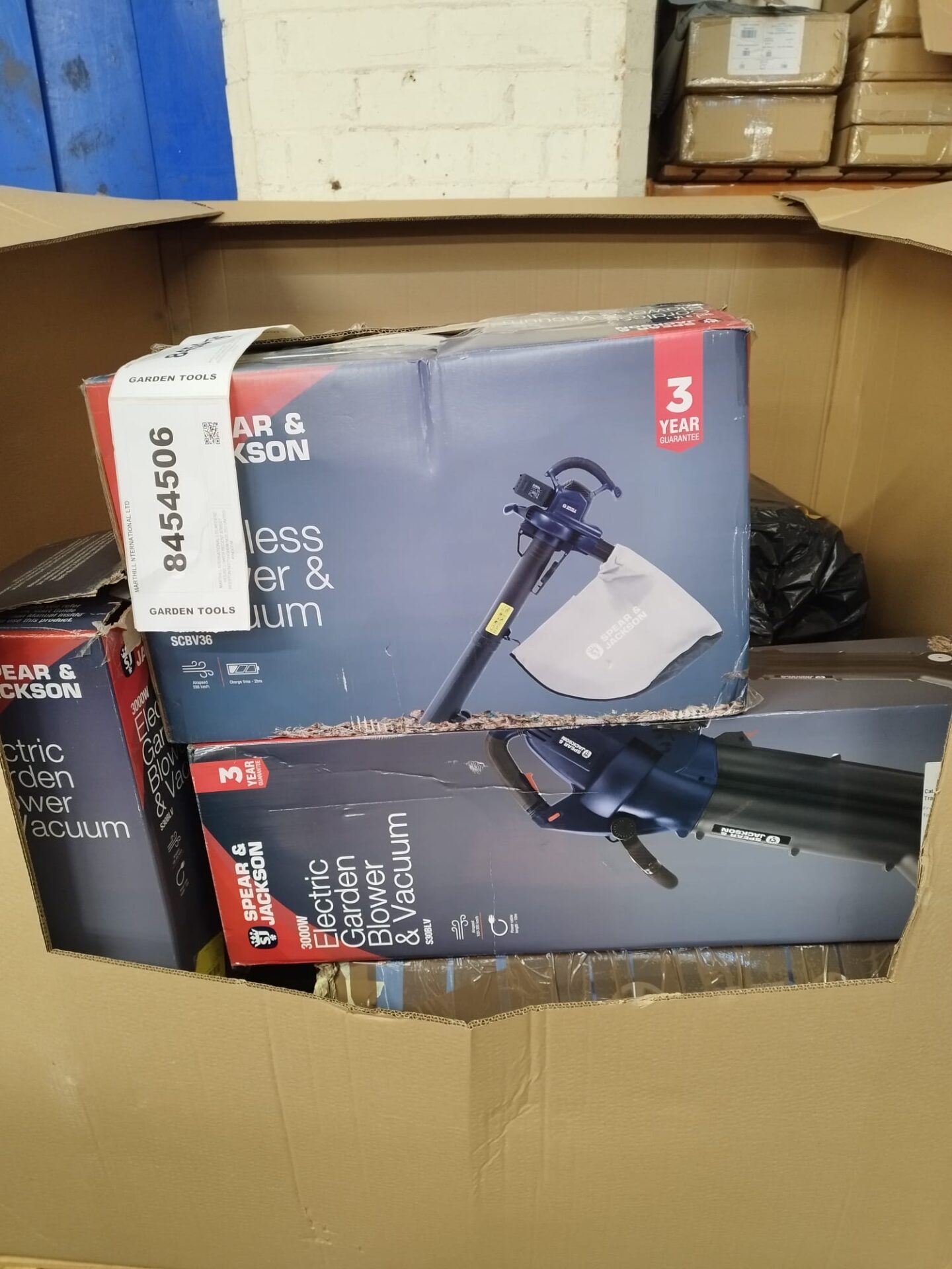 EX CAT HIGH ST GARDEN TOOLS RETURNS PALLET 8454506